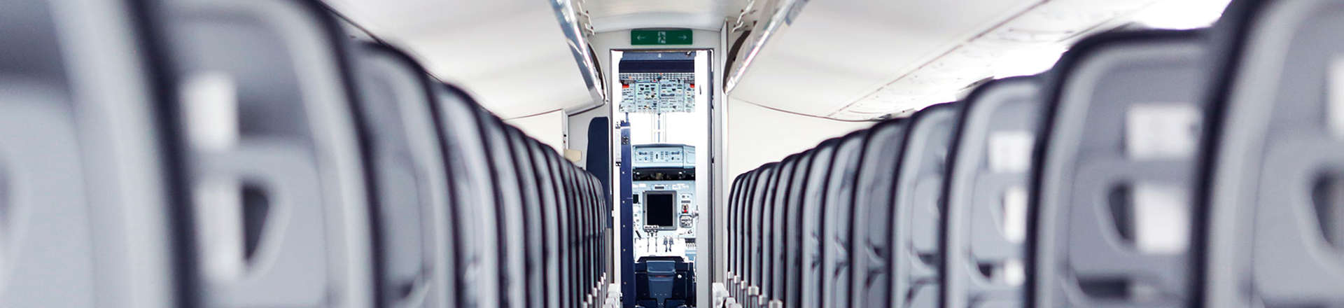 ATR 72 Aisle and cockpit door open